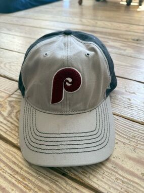 ‘47 Phillies hat size l/xl